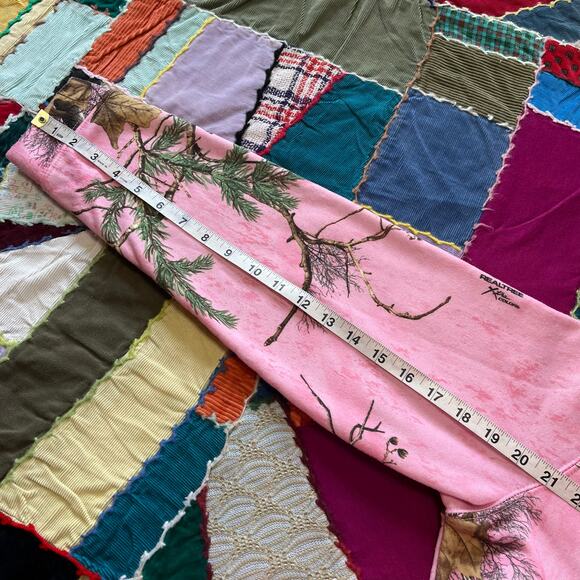 Realtree Pink Camouflage Hoodie Large / XL - Picture 6 of 6